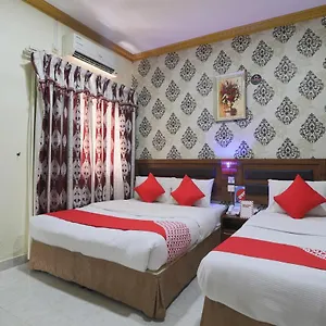 Oyo 335 Remas Llc Hotel